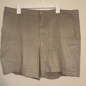 Over Under Khaki Shorts SIZE 40